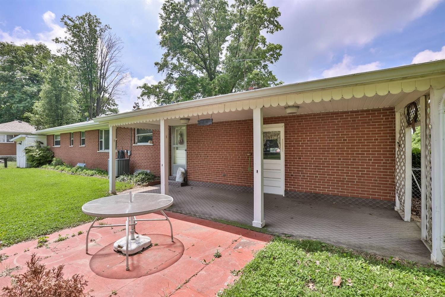 9420 Winton Road Cincinnati, OH 45231 - Photo 25 of 29