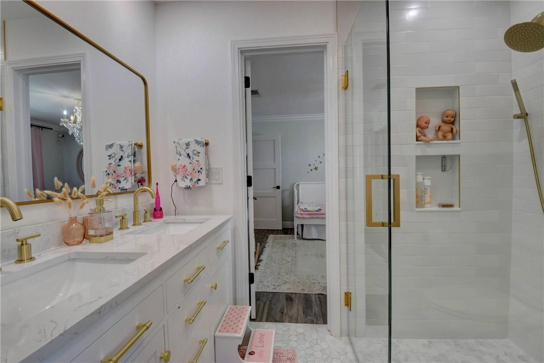 1045 Northwest 6th Terrace Boca Raton, FL 33486 - Photo 44 of 61 4th bath