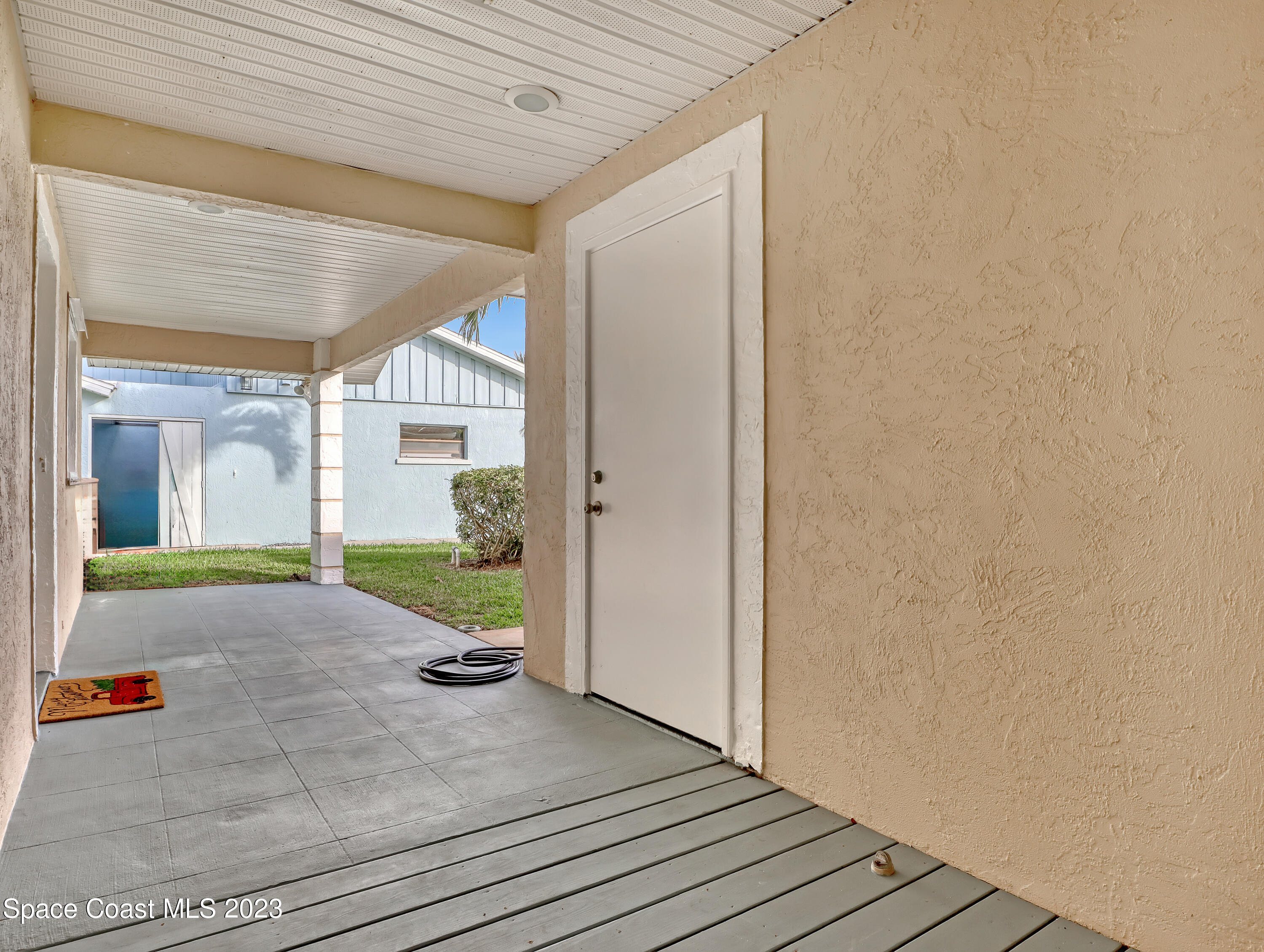 204 Ocean View Lane Indialantic, FL 32903 - Photo 5 of 30 204 Ocean View (6)
