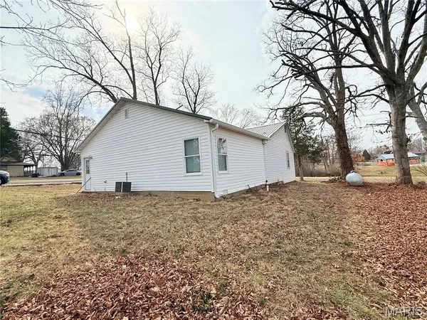 $160,000 | 701 Grand Avenue, Cuba, MO 65453