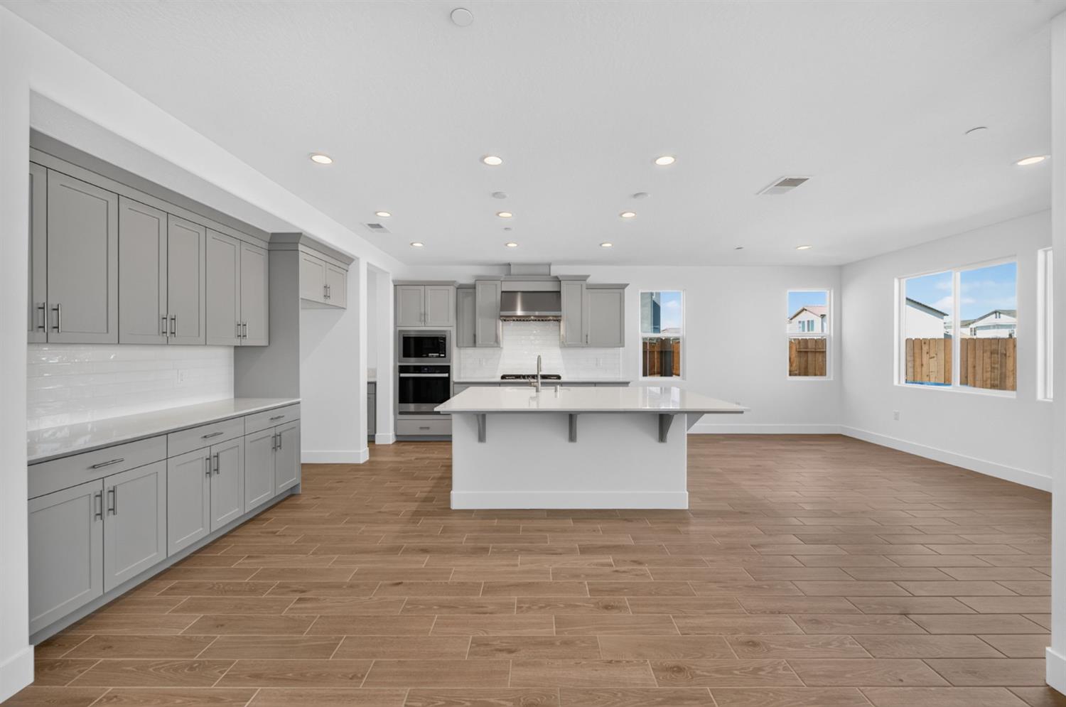 986 Peters Road South Madera, CA 93636 - Photo 4 of 47 Gallery Image 4