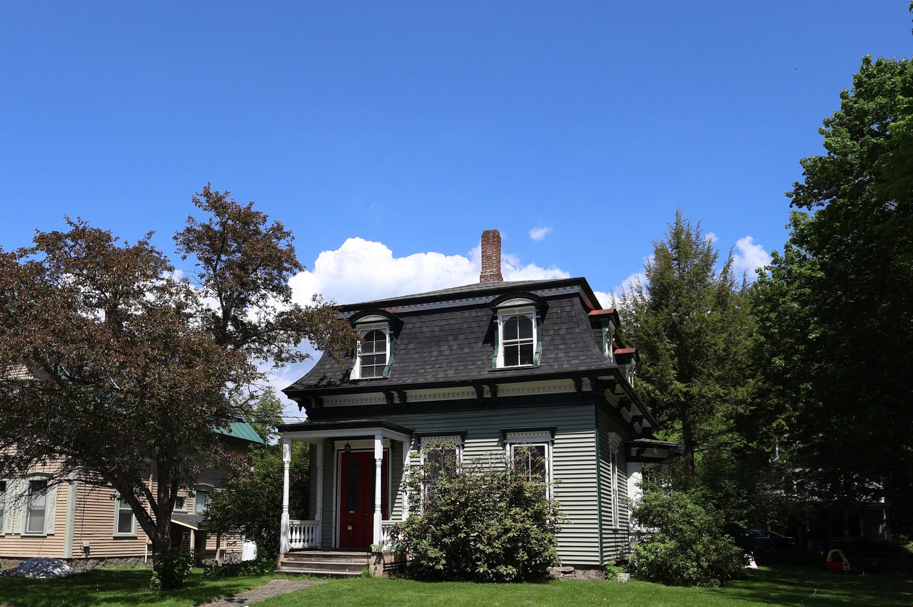 9 Shaw Street Lebanon, NH 03766 - Photo 3 of 54