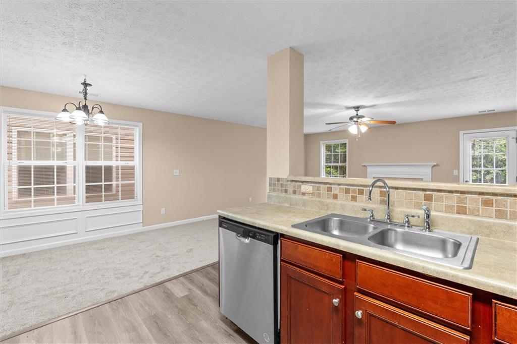 138 Alton Circle Villa Rica, GA 30180 - Photo 16 of 37