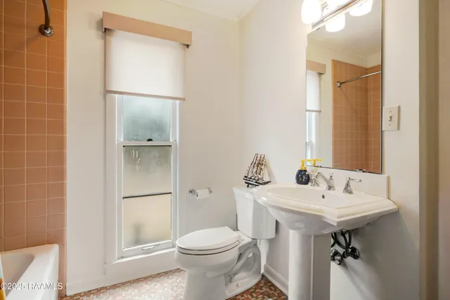 $799,000 | 665 East Main Street, New Iberia, LA 70560