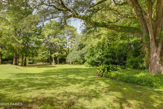 $799,000 | 665 East Main Street, New Iberia, LA 70560