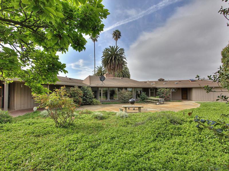 2799 East Pacheco Pass Road Gilroy, CA 95020 - Photo 1 of 32 Gallery Image 1