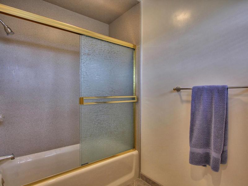 2799 East Pacheco Pass Road Gilroy, CA 95020 - Photo 20 of 32 Gallery Image 20
