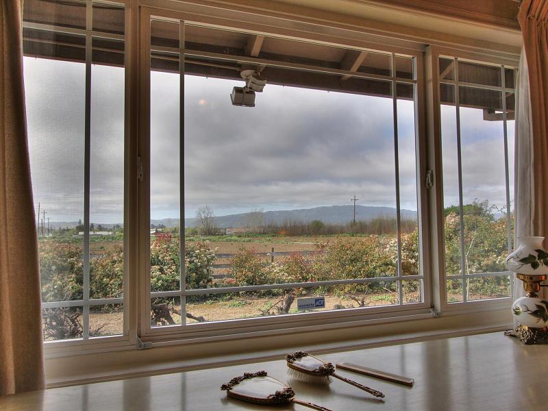 2799 East Pacheco Pass Road Gilroy, CA 95020 - Photo 22 of 32 Gallery Image 22