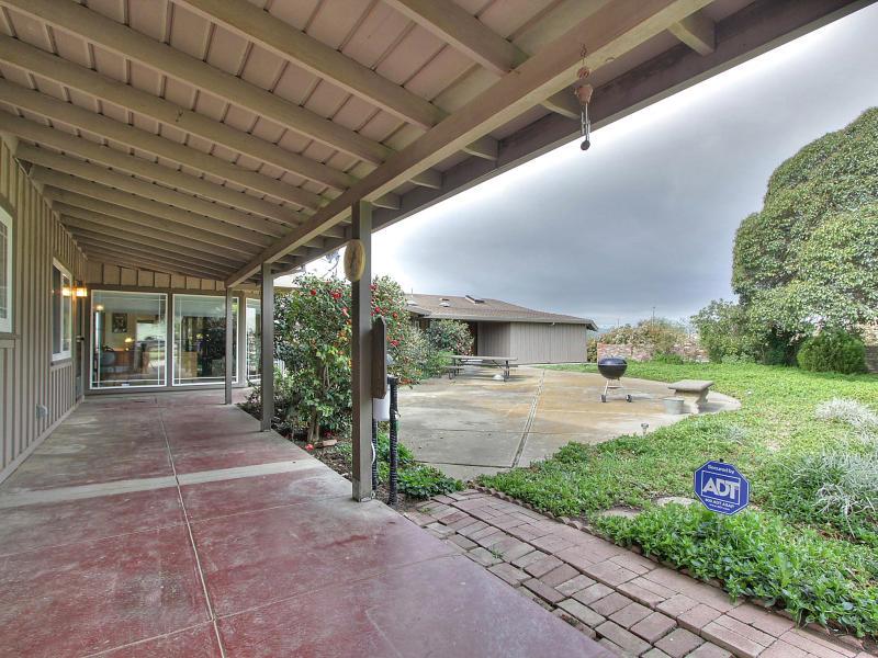 2799 East Pacheco Pass Road Gilroy, CA 95020 - Photo 28 of 32 Gallery Image 28