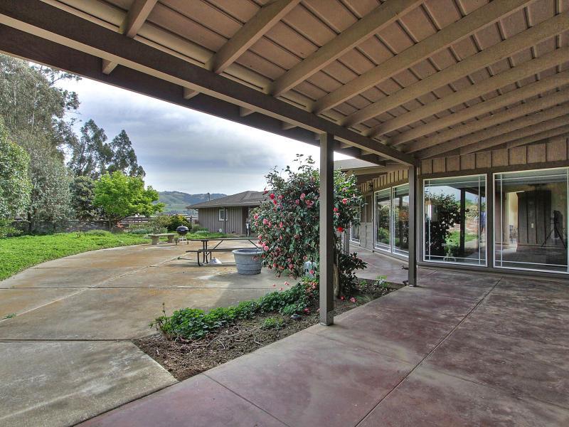 2799 East Pacheco Pass Road Gilroy, CA 95020 - Photo 29 of 32 Gallery Image 29