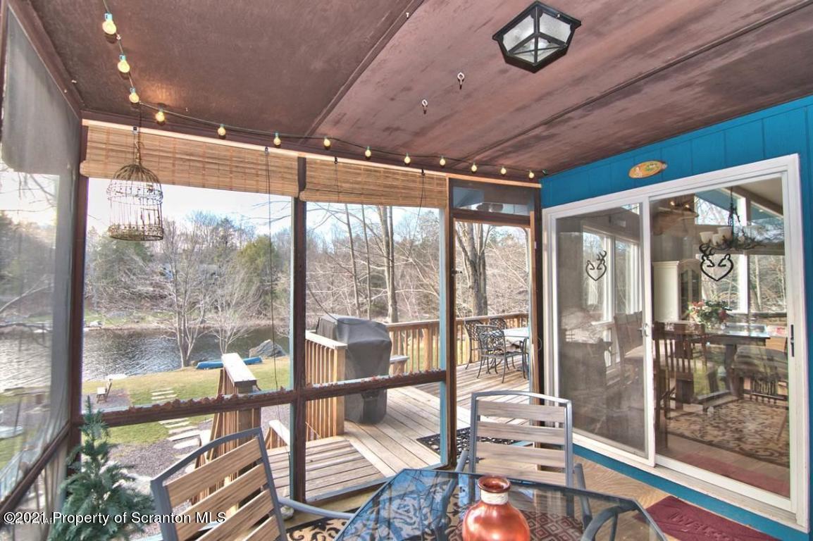 109 Deerfield Road Lake Ariel, PA 18436 - Photo 1 of 5 20201205050337796339000000-o