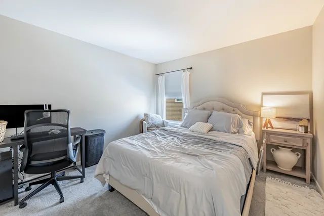 $575,000 | 408 Fountain Avenue, Elgin, IL 60124