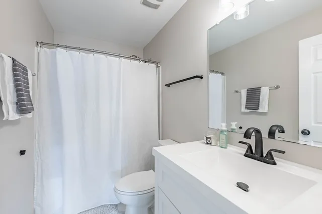 $575,000 | 408 Fountain Avenue, Elgin, IL 60124