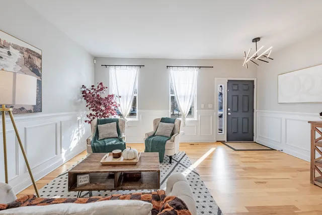 $575,000 | 408 Fountain Avenue, Elgin, IL 60124