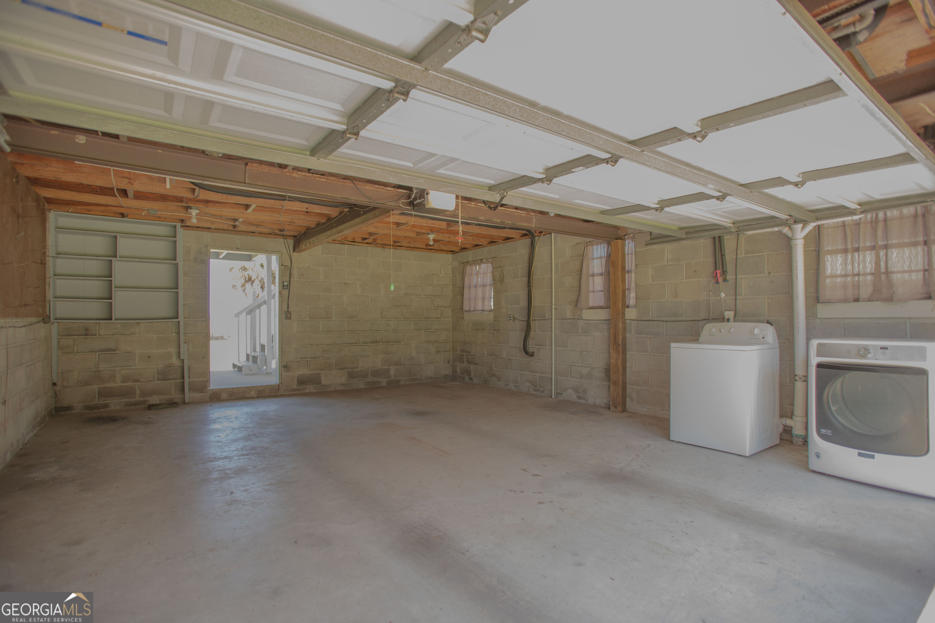 743 Cattle Hammock Road Midway, GA 31320 - Photo 59 of 63 a view of a garage