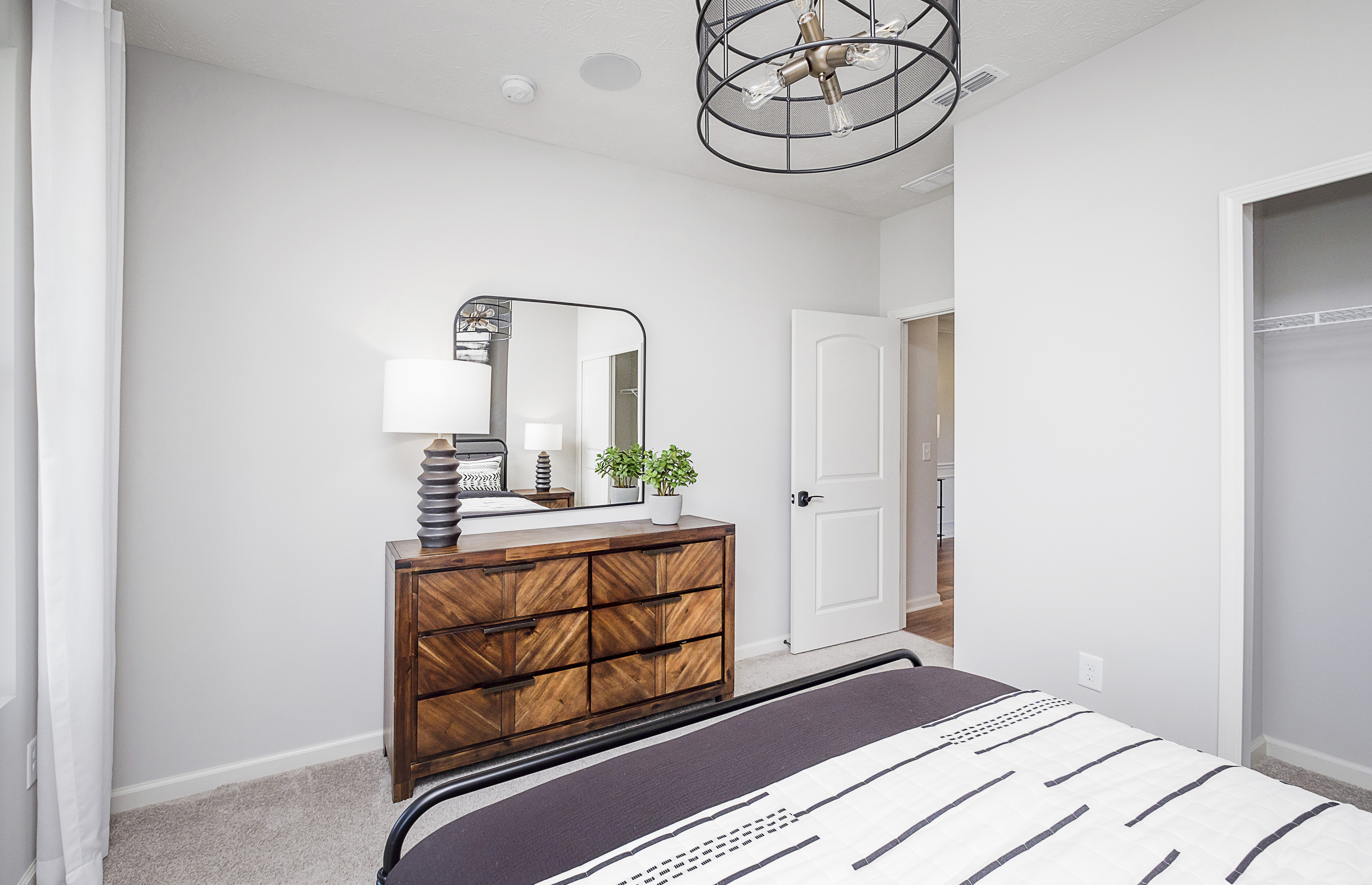 4621 Cleome Drive Plainfield, IN 46168 - Photo 4 of 27