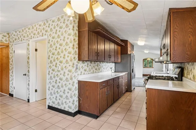 $250,000 | 189 Lupyan Road, New Alexandria, PA 15670