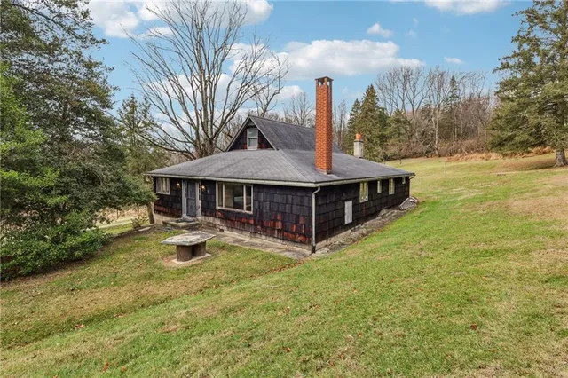 $250,000 | 189 Lupyan Road, New Alexandria, PA 15670