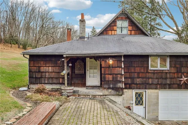 $250,000 | 189 Lupyan Road, New Alexandria, PA 15670