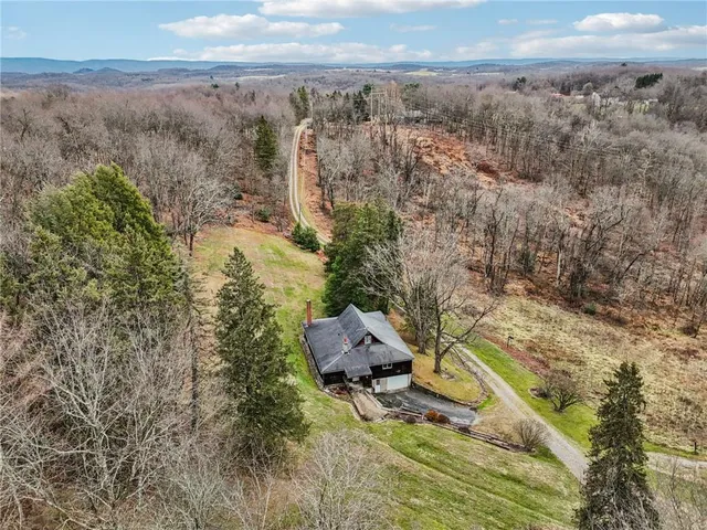 $250,000 | 189 Lupyan Road, New Alexandria, PA 15670