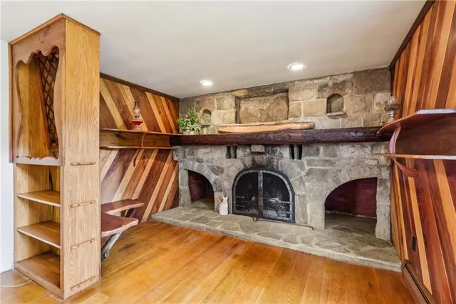 $250,000 | 189 Lupyan Road, New Alexandria, PA 15670