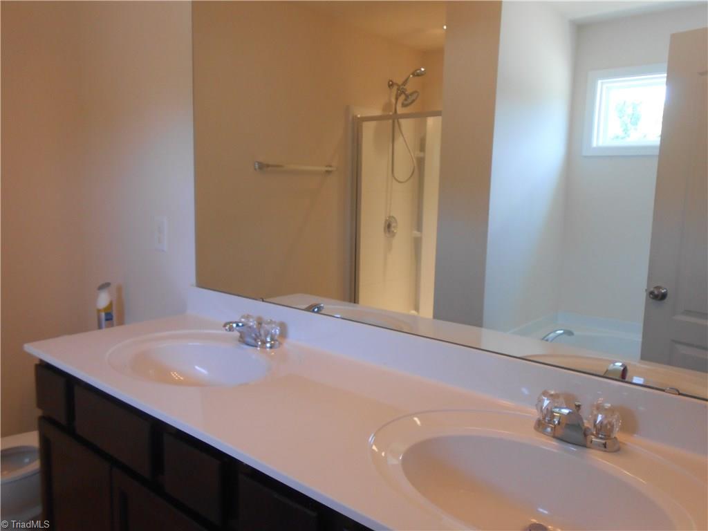 11403 Rhodora Road Charlotte, NC 28227 - Photo 10 of 16 Gallery Image 10