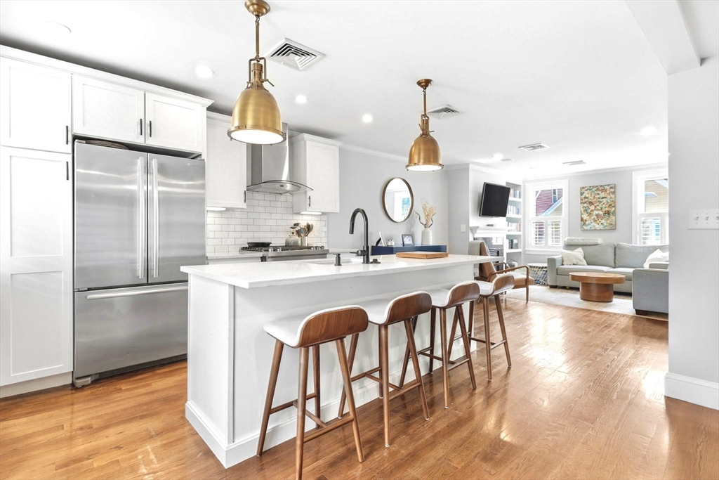 77 Green Street, Unit 2 Boston, MA 02129 - Photo 4 of 20