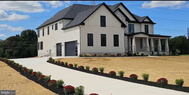 $1,925,000 | 310 Bohemia Mill Pond Drive, Middletown, DE 19709