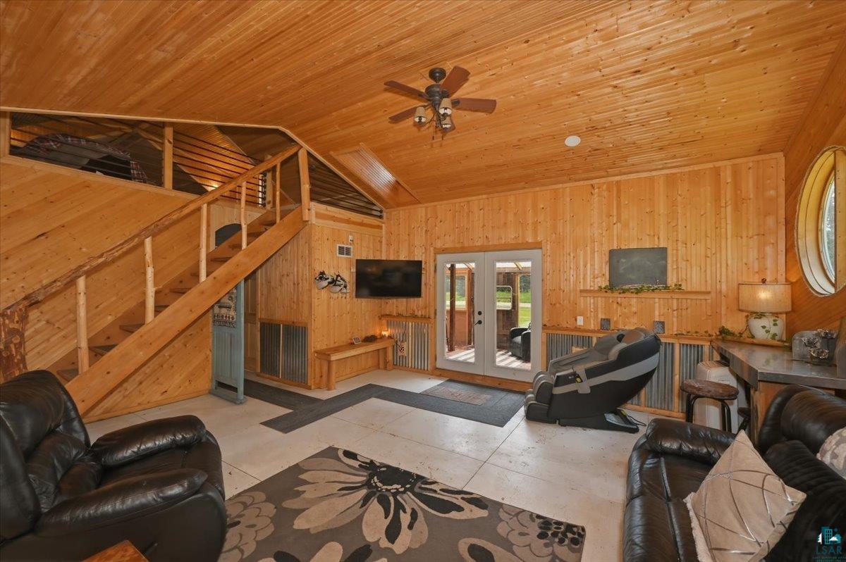 2751 East Milchesky Road Foxboro, WI 54836 - Photo 9 of 43