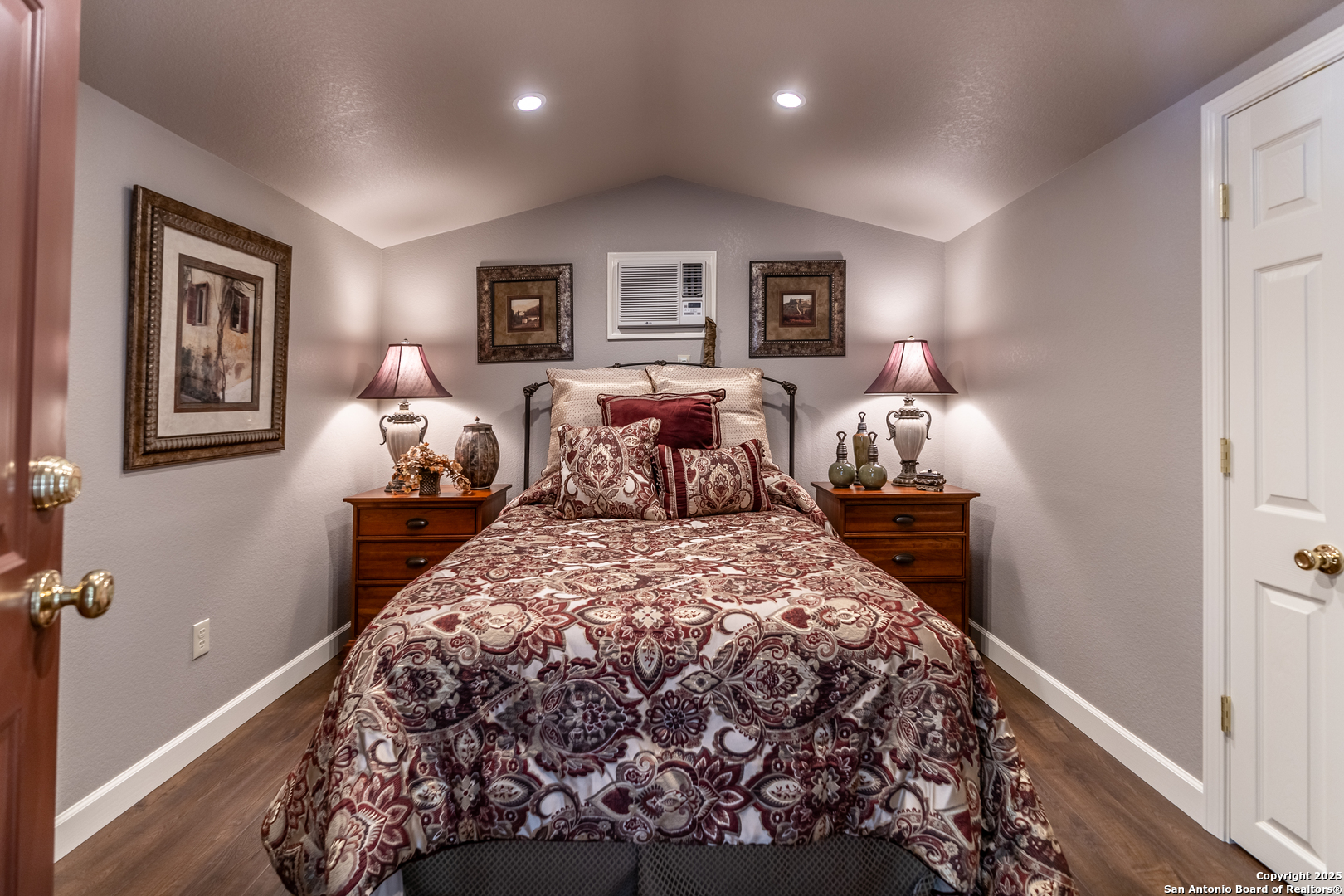 935 Danda Lane Del Rio, TX 78840 - Photo 21 of 38 a bed room with a bed and a window