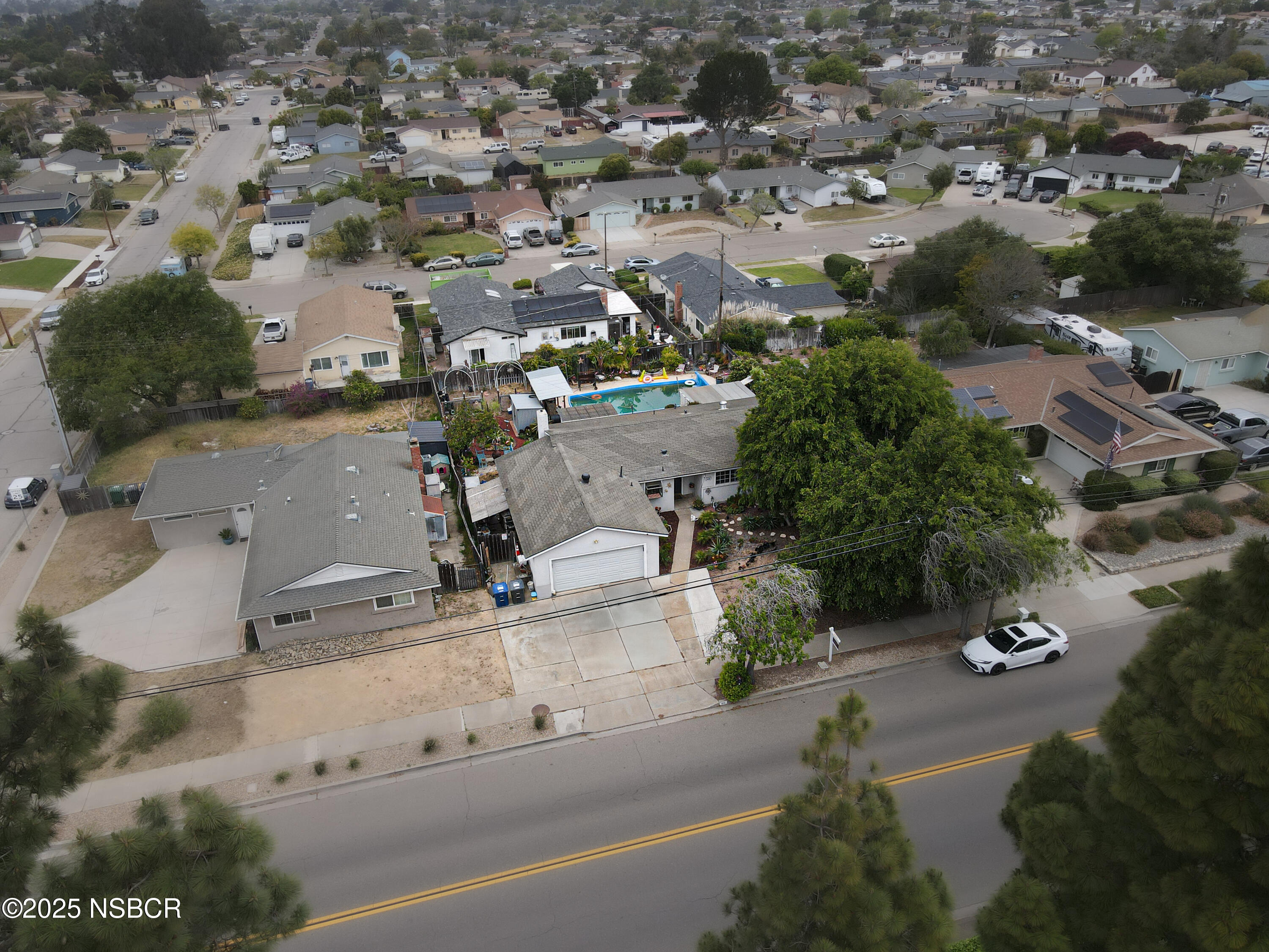 415 East Foster Road Santa Maria, CA 93455 - Photo 4 of 18 415 Foster-04