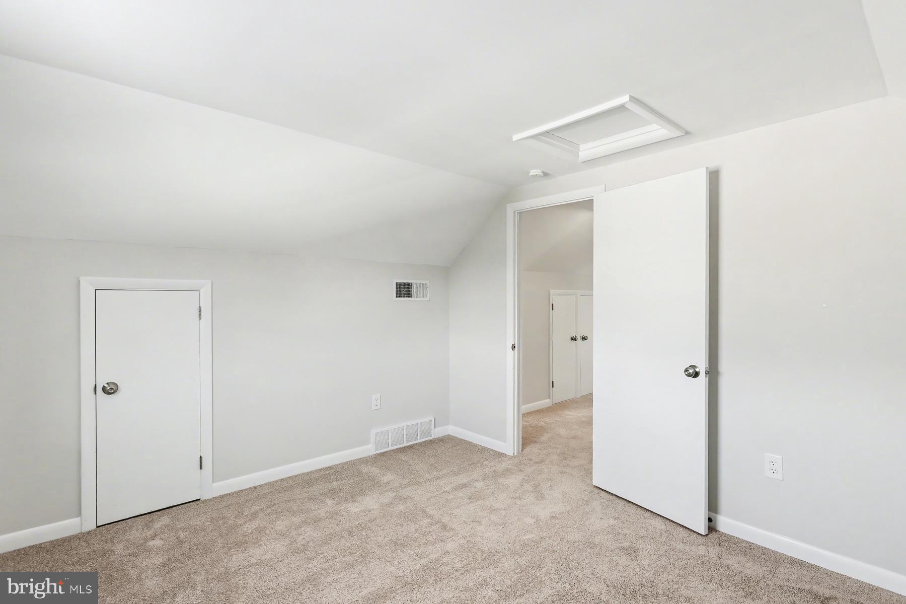 233 Cardinal Road Lititz, PA 17543 - Photo 20 of 26 a view of an empty room