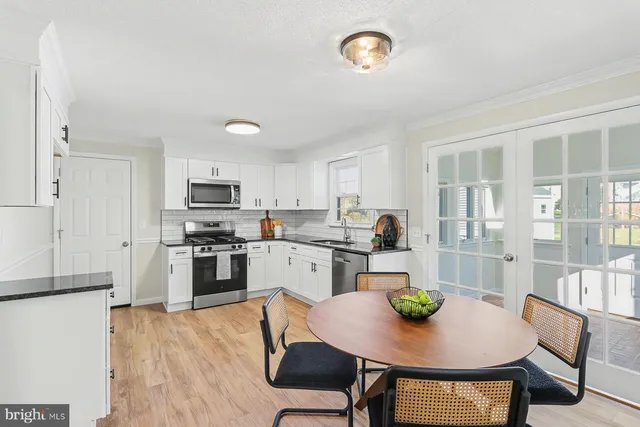 $397,500 | 233 Cardinal Road, Lititz, PA 17543