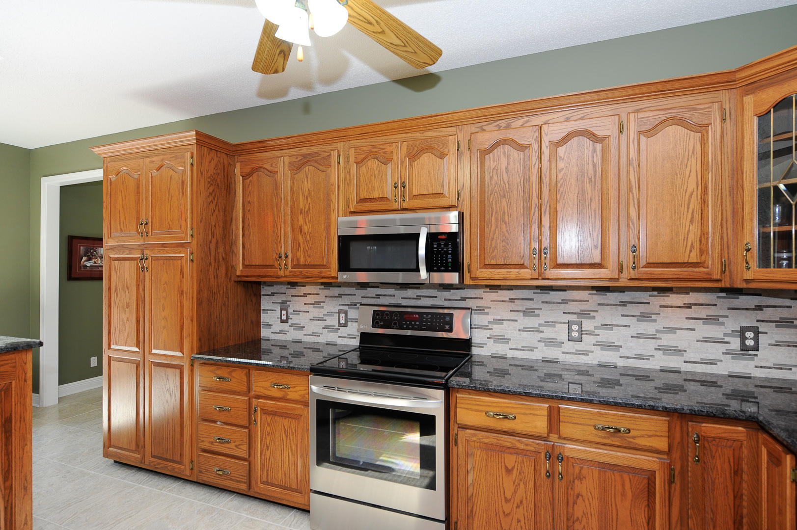 1037 Thompson Bridge Road Maryville, TN 37801 - Photo 14 of 33 8 - kitchen
