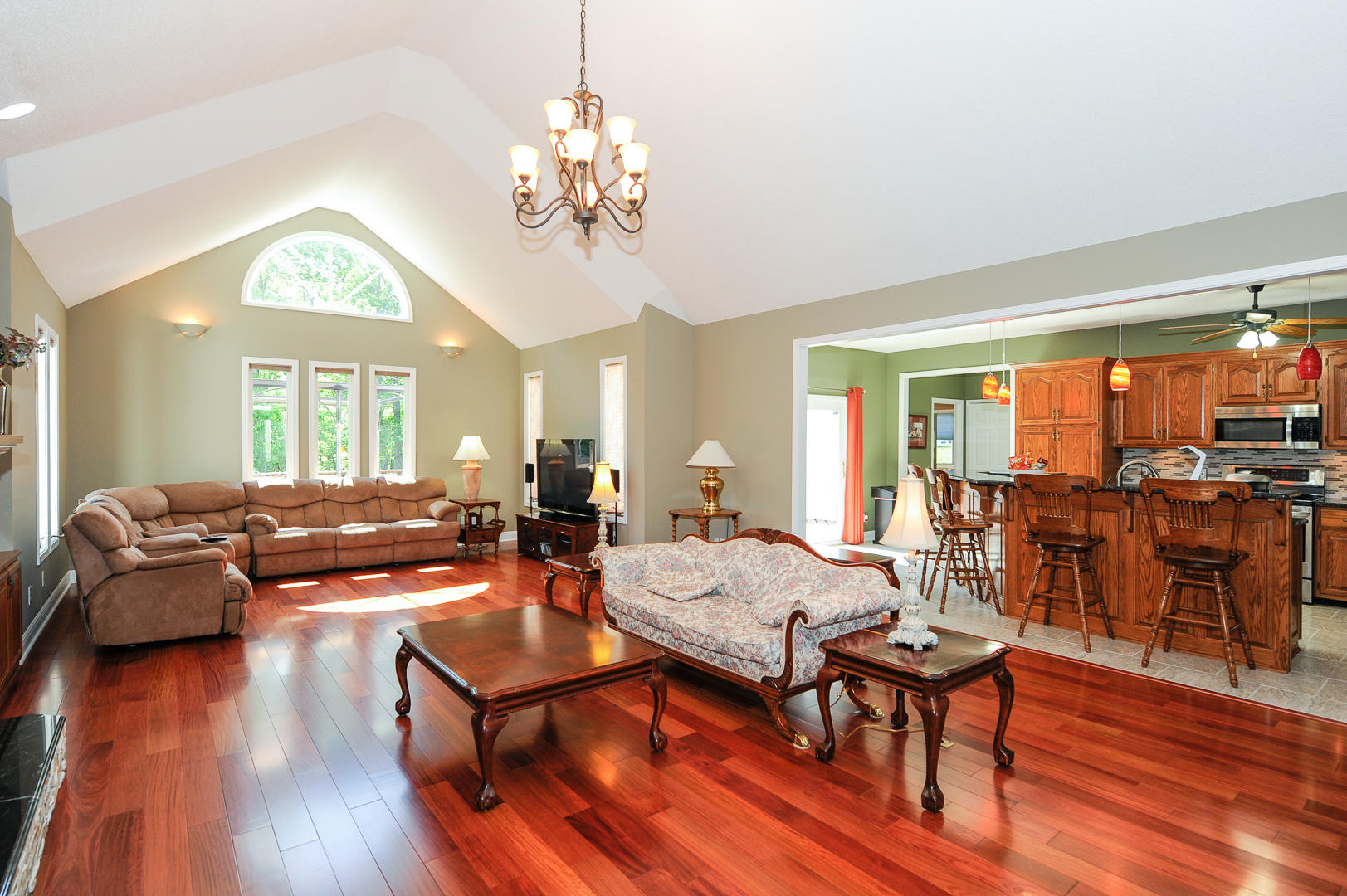 1037 Thompson Bridge Road Maryville, TN 37801 - Photo 4 of 33 2a - living