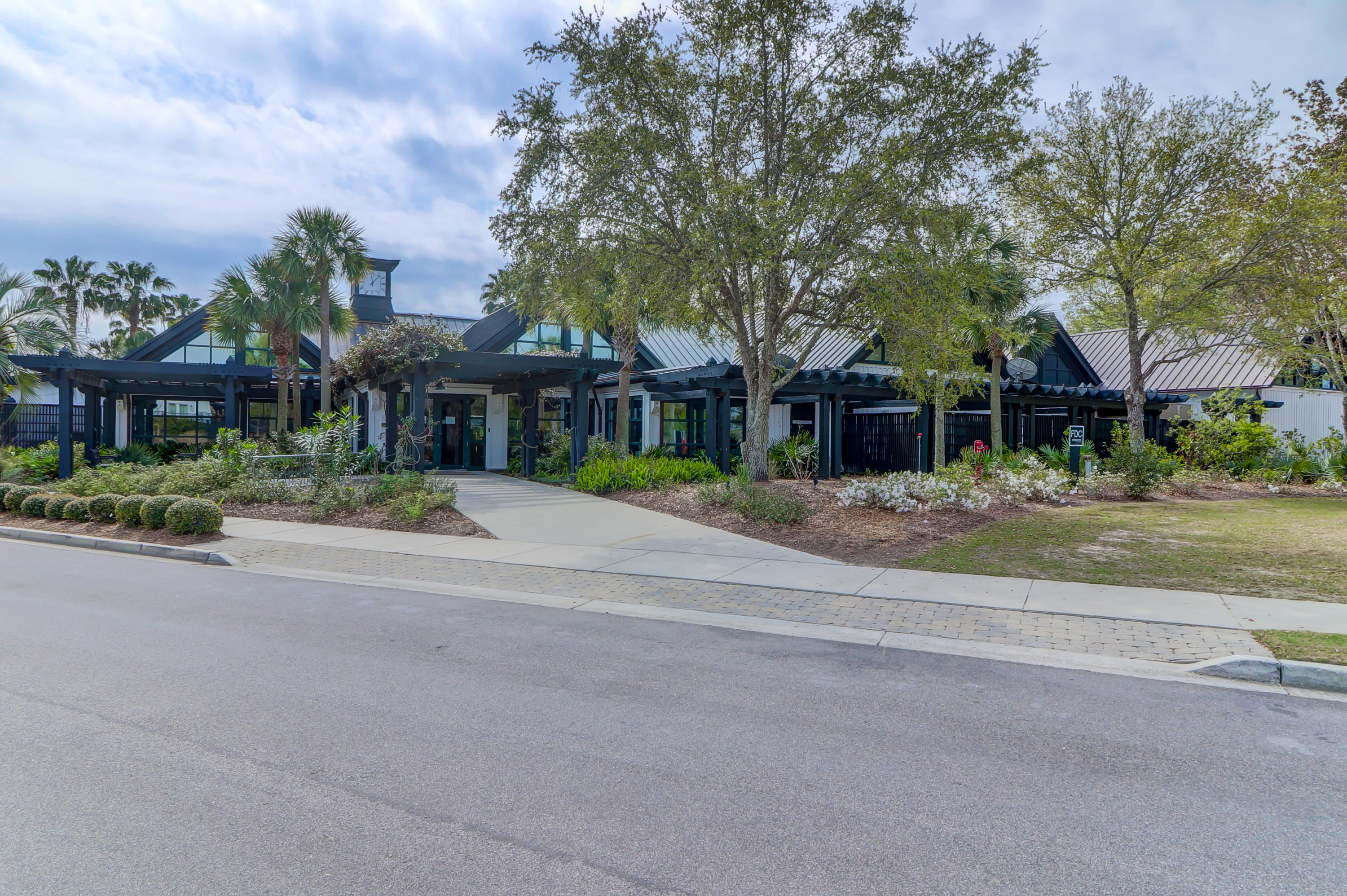 313 Bayley Road Charleston, SC 29492 - Photo 77 of 81 Daniel Island (23)