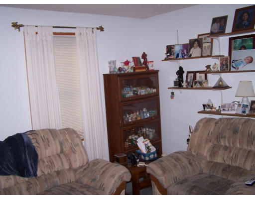 353 Amherst Road Belchertown, MA 01007 - Photo 8 of 14 Gallery Image 8
