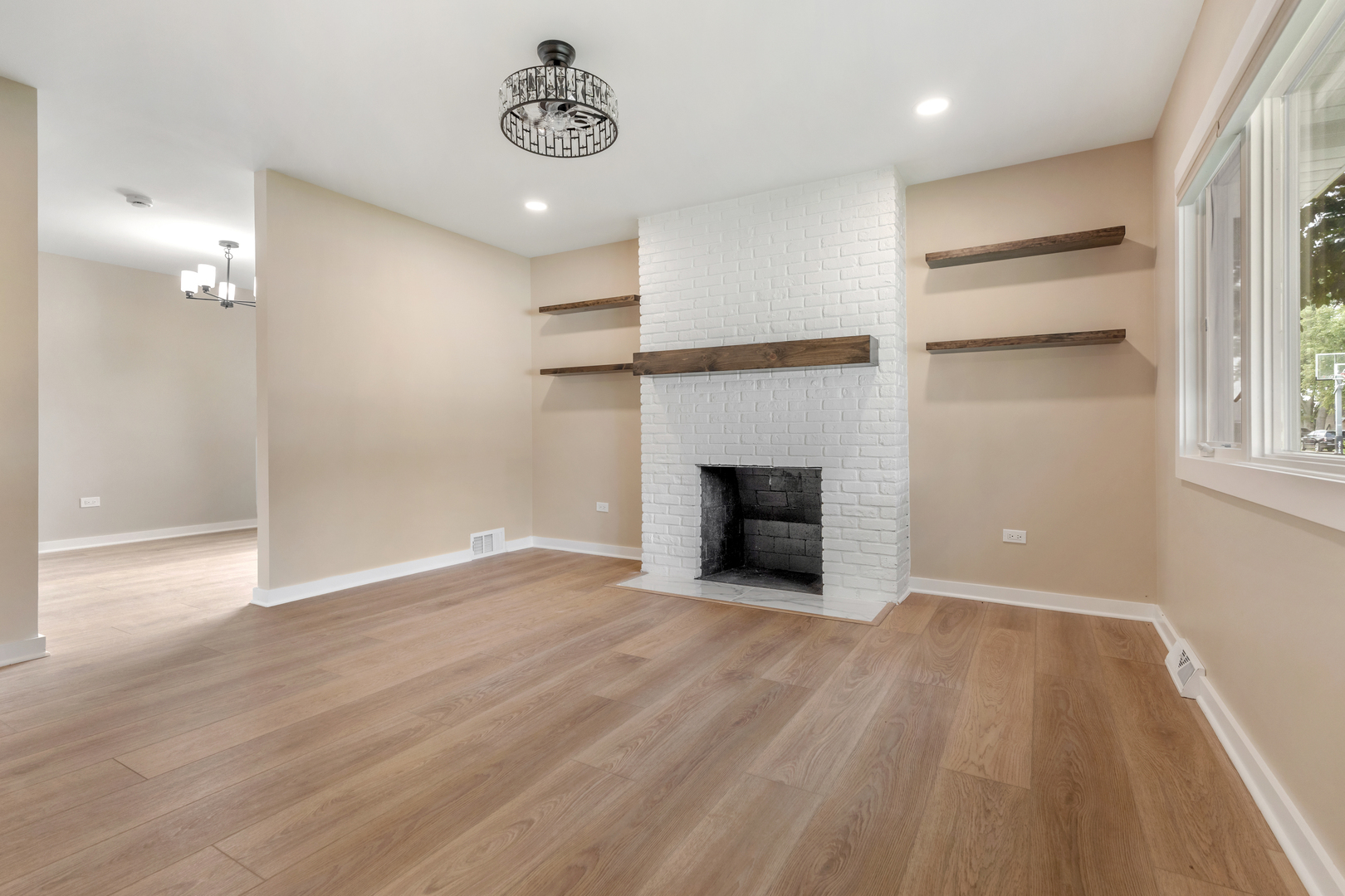 1007 Nancy Road Sandwich, IL 60548 - Photo 5 of 34 Gallery Image 5