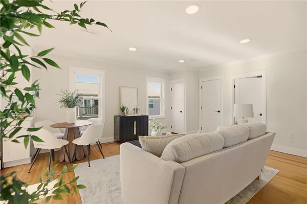 $550,000 | 85 Bayview Avenue, Unit 2, Bristol, RI 02809