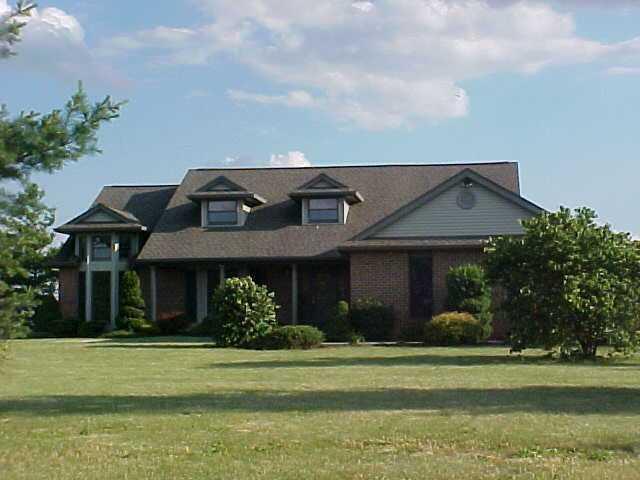 26743 Morris Salem Road Circleville, OH 43113 - Photo 1 of 17 Front