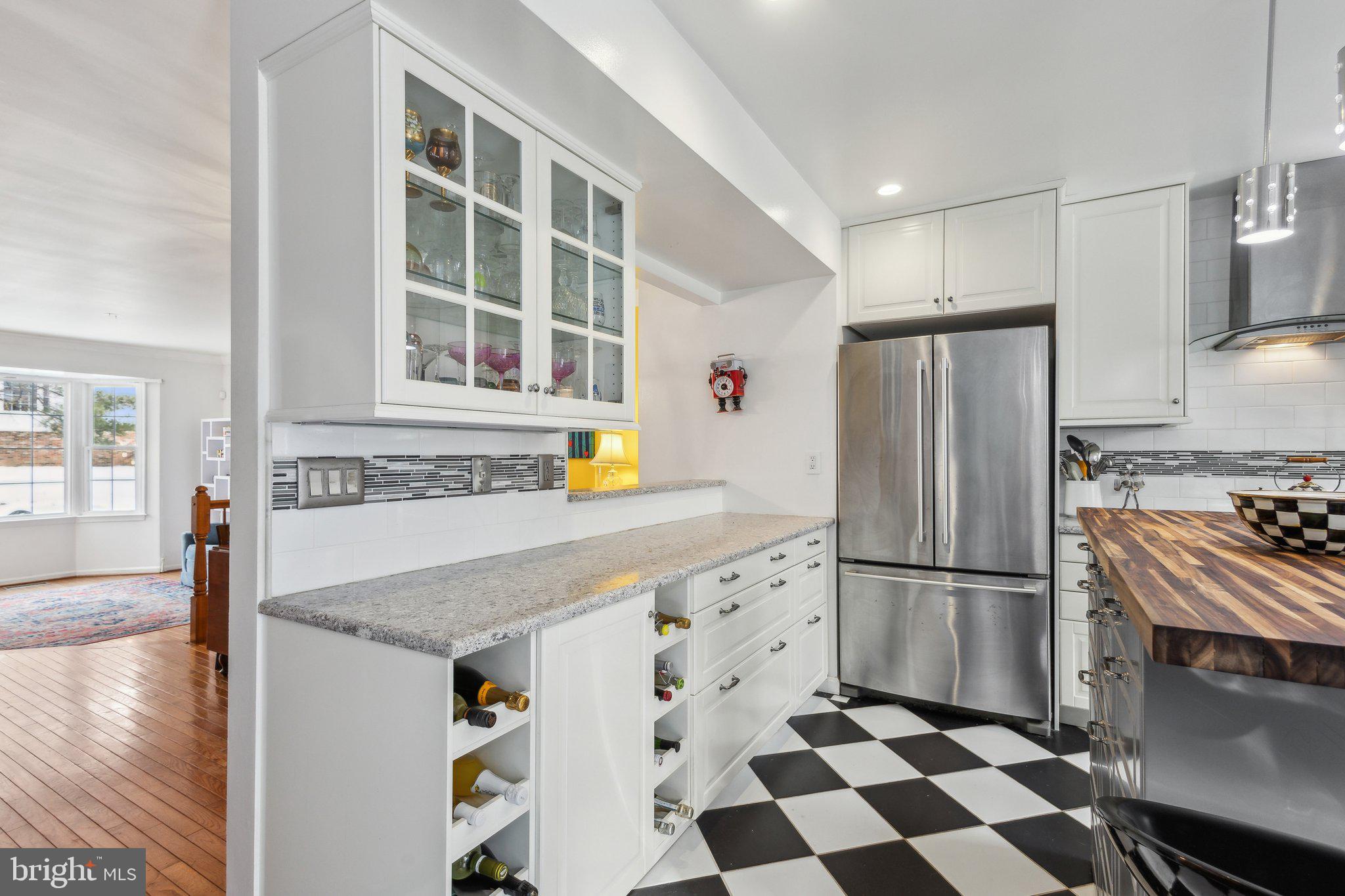 8868 Eagle Rock Lane Springfield, VA 22153 - Photo 11 of 24 Kitchen