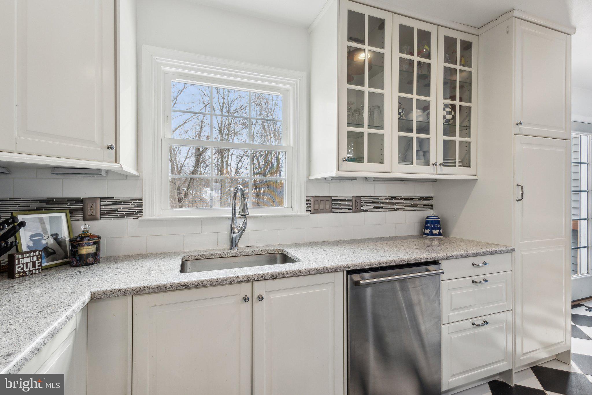 8868 Eagle Rock Lane Springfield, VA 22153 - Photo 10 of 24 Kitchen