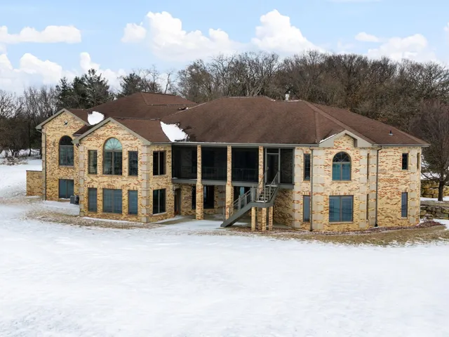 $1,450,000 | 457 Union, Brooklyn, WI 53521