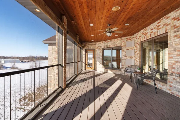 $1,250,000 | 457 Union, Brooklyn, WI 53521