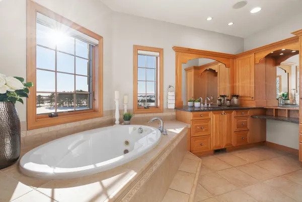 $1,250,000 | 457 Union, Brooklyn, WI 53521