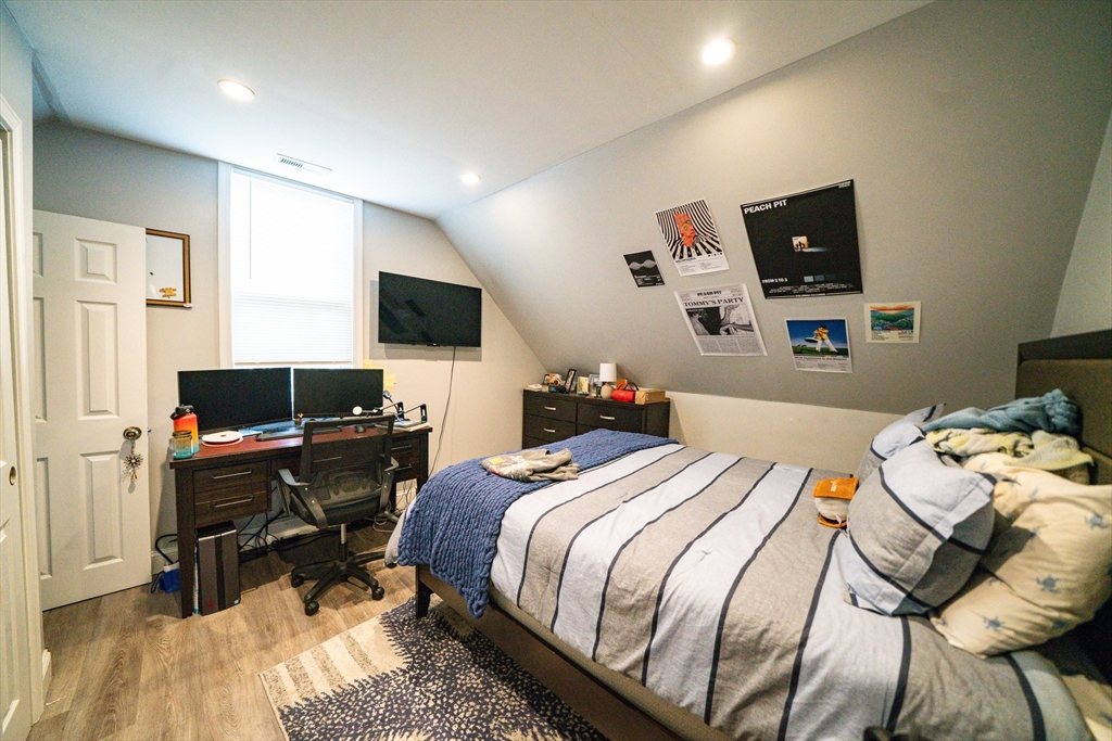 137 Centre Street, Unit 3 Boston, MA 02119 - Photo 18 of 22