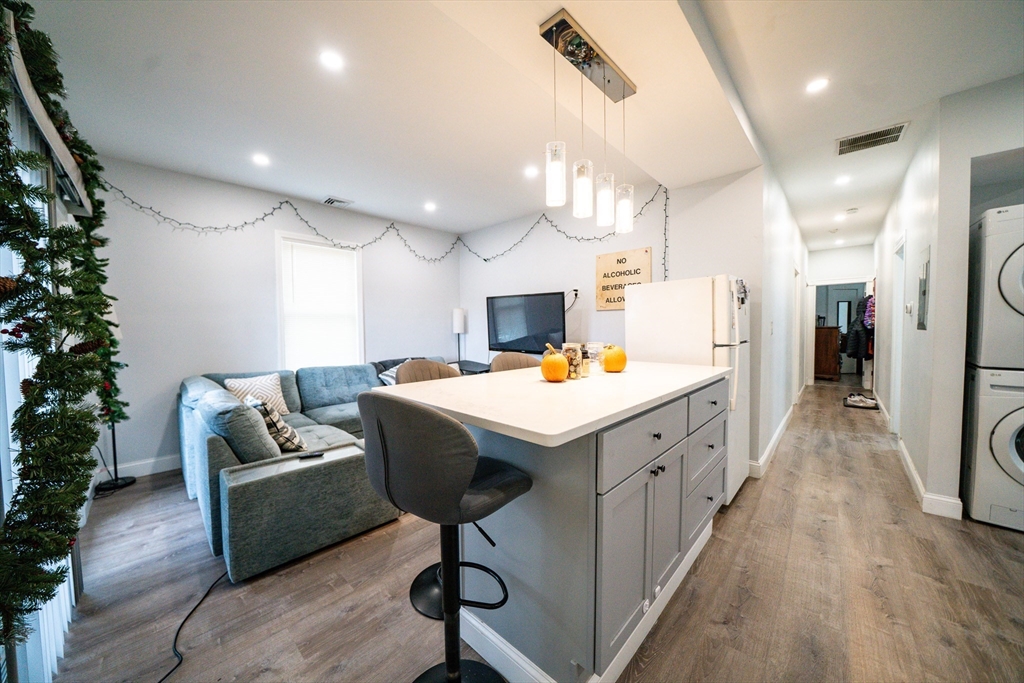 137 Centre Street, Unit 3 Boston, MA 02119 - Photo 2 of 22