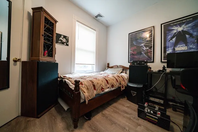 $6,850 | 137 Centre Street, Unit 3, Boston, MA 02119