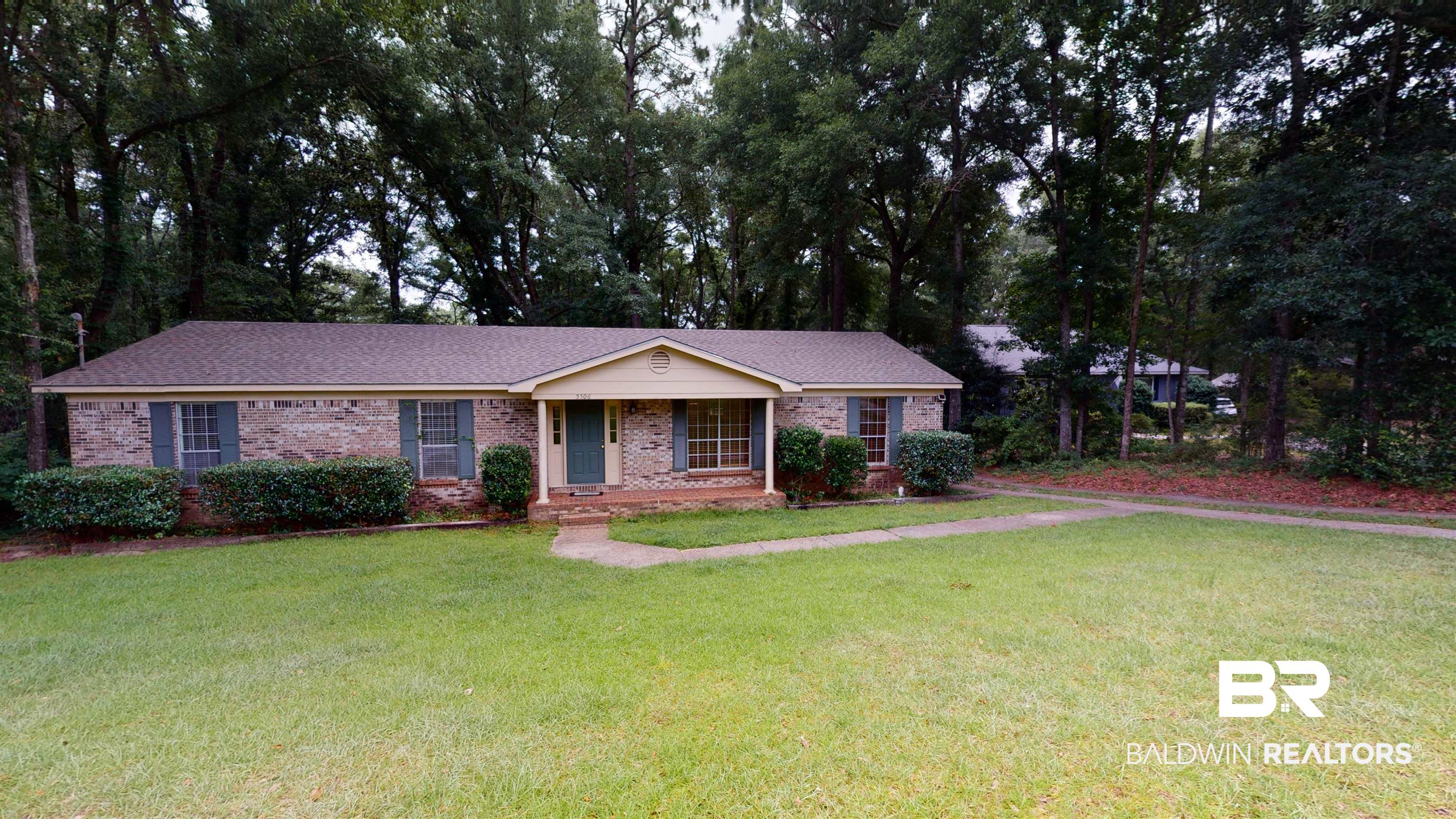 5506 Yucca Drive Mobile, AL 36693 - Photo 2 of 23