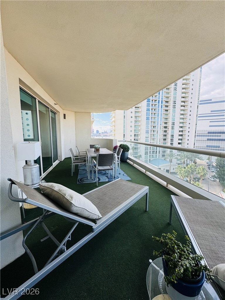 2857 Paradise Road, Unit 904 Las Vegas, NV 89109 - Photo 24 of 27 Balcony with a view of city